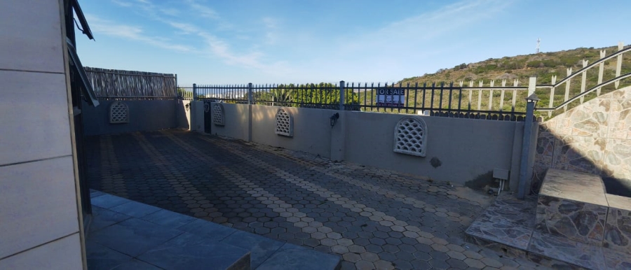 3 Bedroom Property for Sale in Seemeeu Park Western Cape
